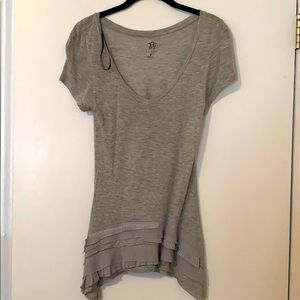 NW Jessica Simpson ruffle tshirt